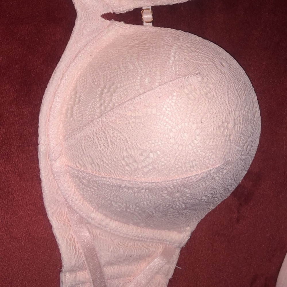 New without tags! VS light pink bra!